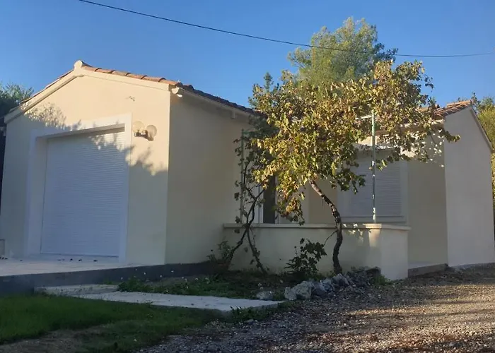 Location Saisonniere Villa Pierrevert